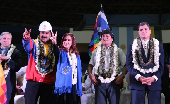 Resultado de imagen para evo morales cfk maduro o chaves fotos