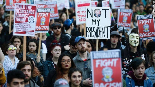 ¡Millones contra Trump en todo el mundo!
