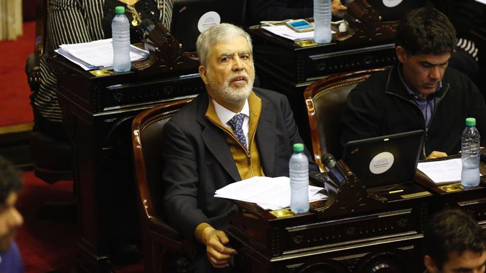 Sobre el intento de expulsión a De Vido