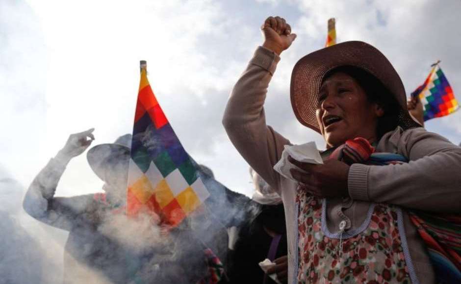 El MAS negoció una lucha heroica contra el golpe