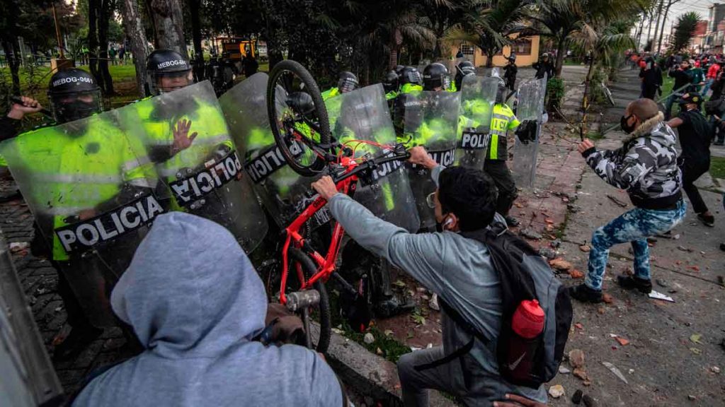 COLOMBIA:MOVILIZACIÓN POPULAR CONTRA LA VIOLENCIA POLICIAL
