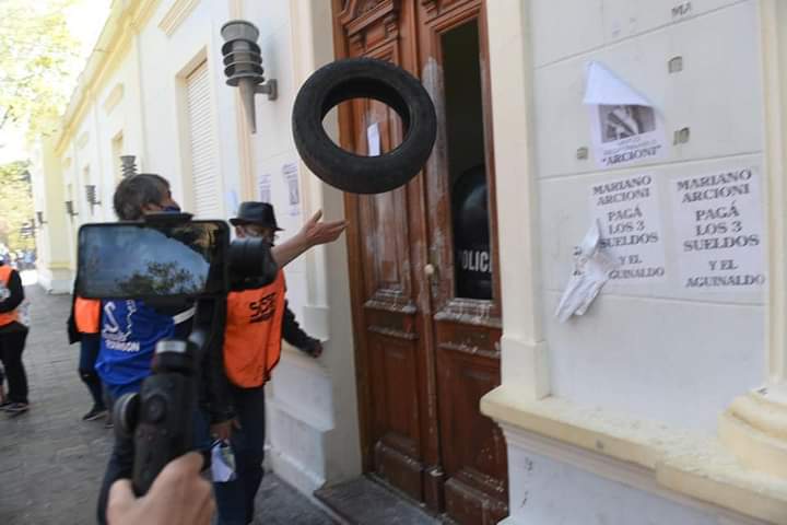 LAS LUCHAS OBRERAS, LA VANGUARDIA Y LOS DESAFÍOS PRESENTES