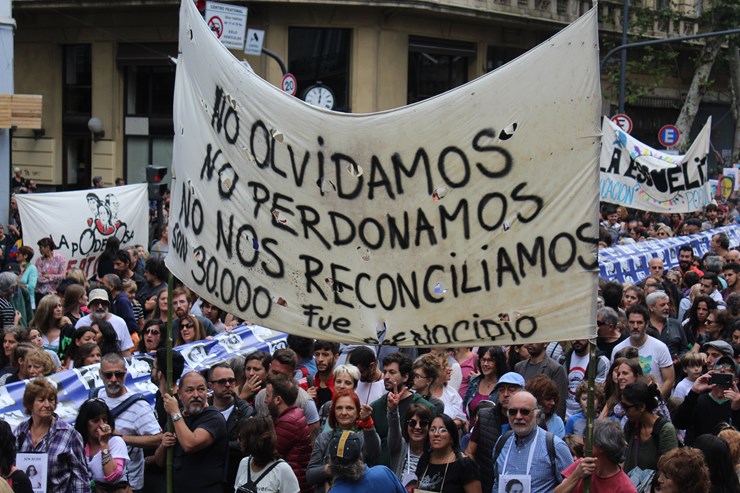 ESTE 24 NOS VEMOS EN LA CALLE